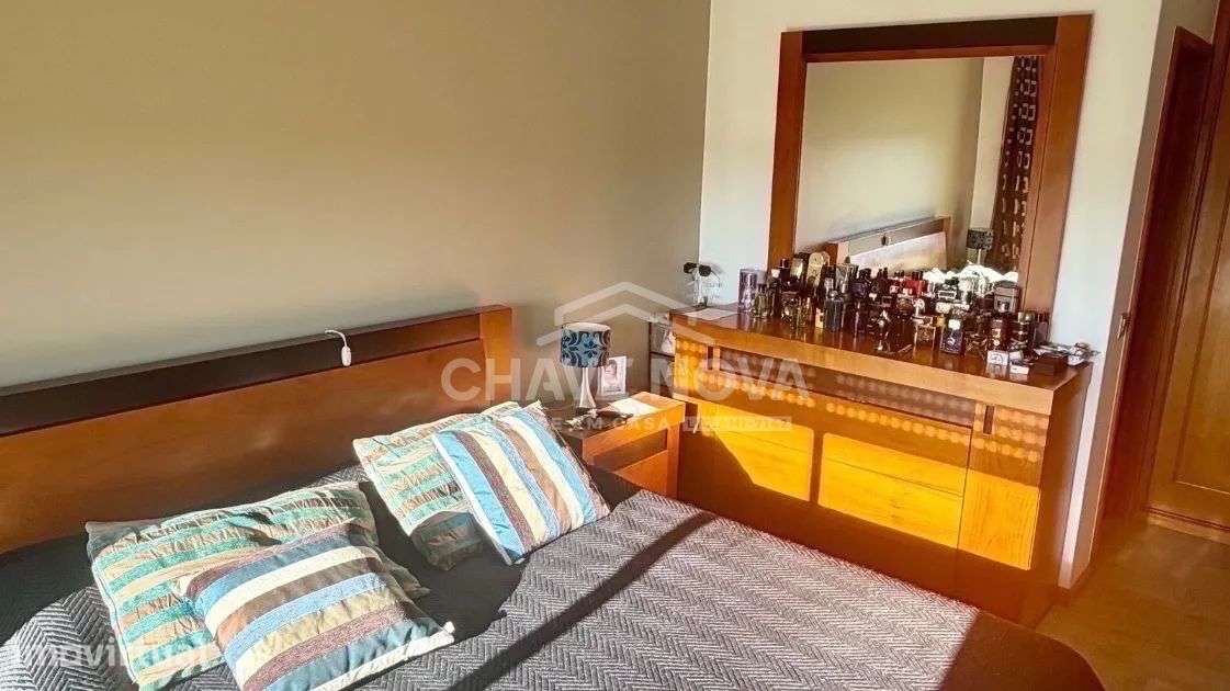 Apartamento T3 à venda no Largo Cerrado - Grande imagem: 4/19