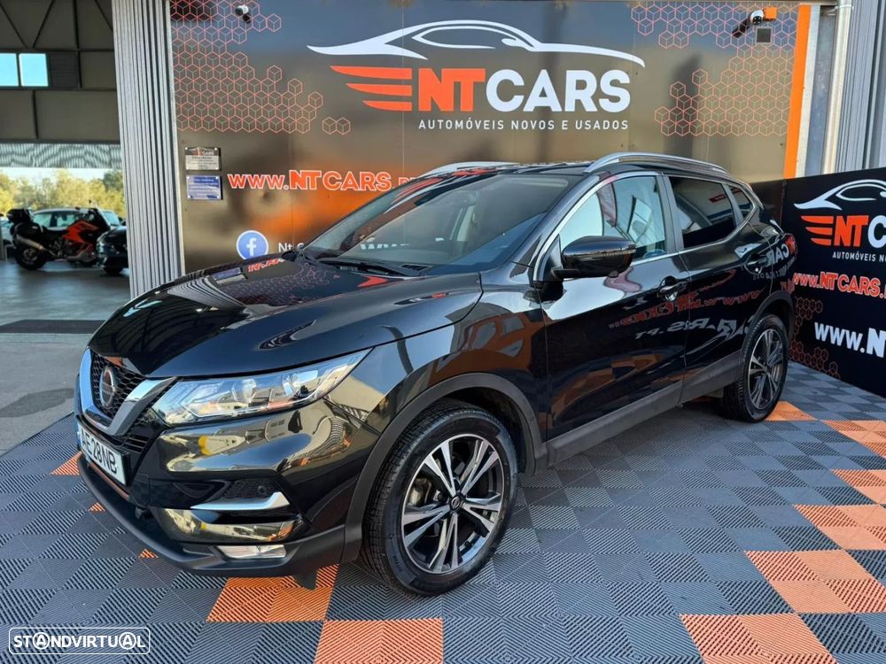 Nissan Qashqai 1.3 DIG-T N-Connecta J18 - 1