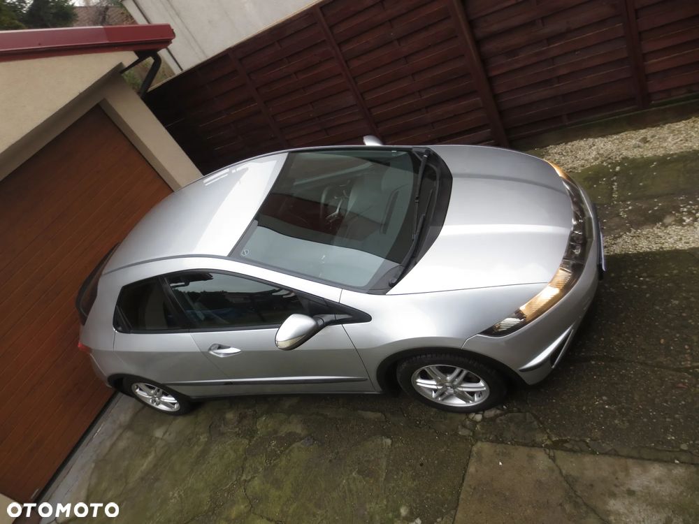 Honda Civic 1.8 Comfort - 22