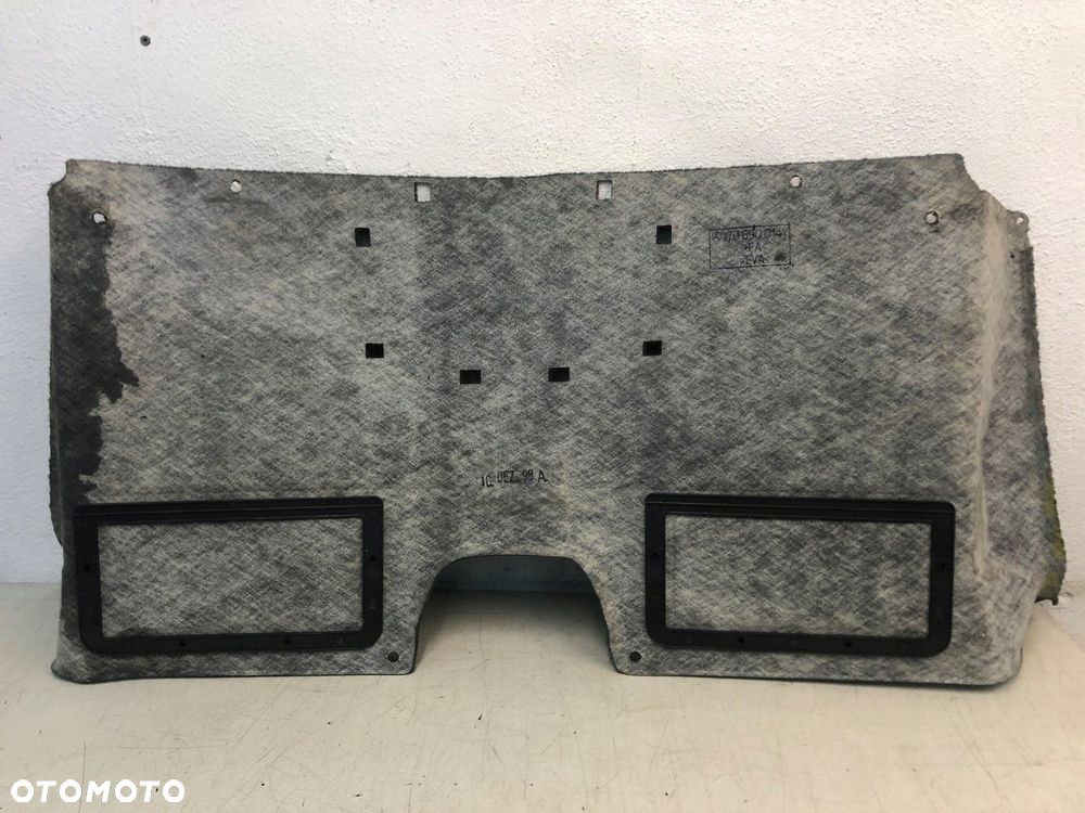 tapicerka ściany tylnej mercedes r170 2.0 99r 744 - 5