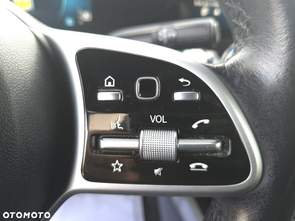 Mercedes-Benz GLB - 18
