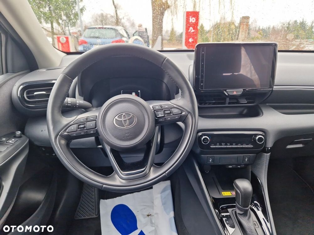 Toyota Yaris Hybrid 1.5 Style - 16