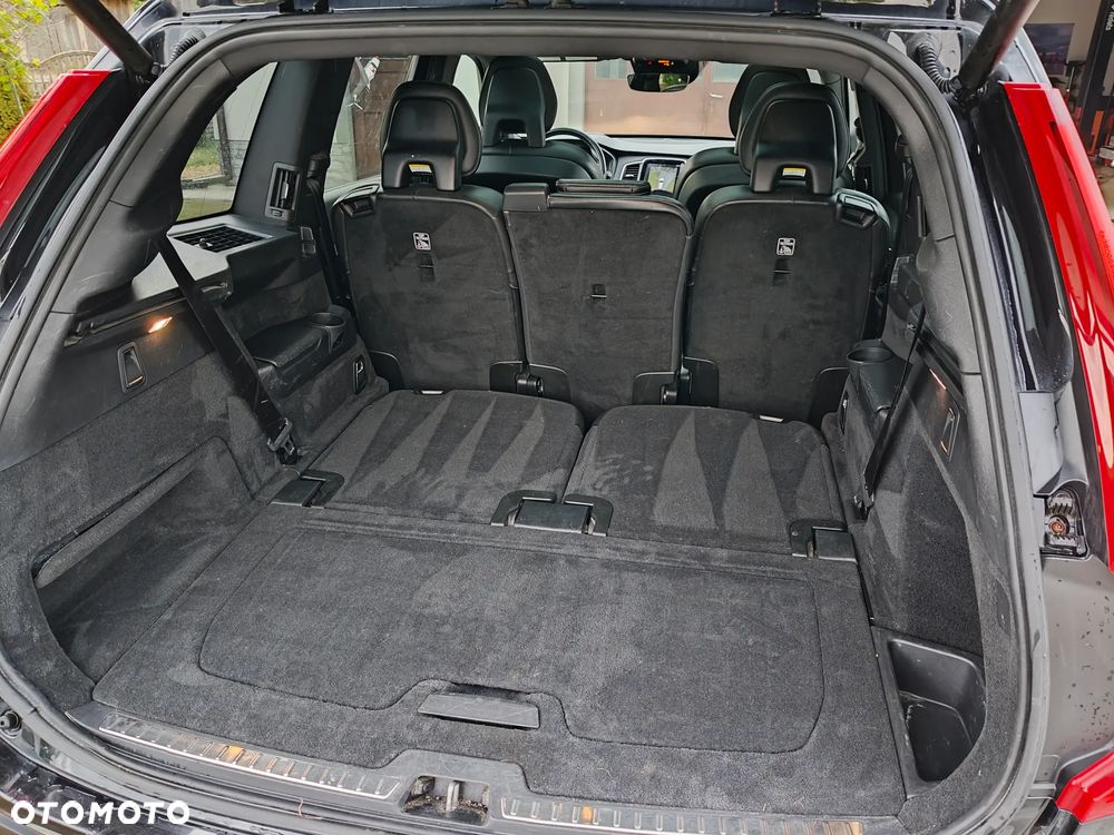 Volvo XC 90 - 17