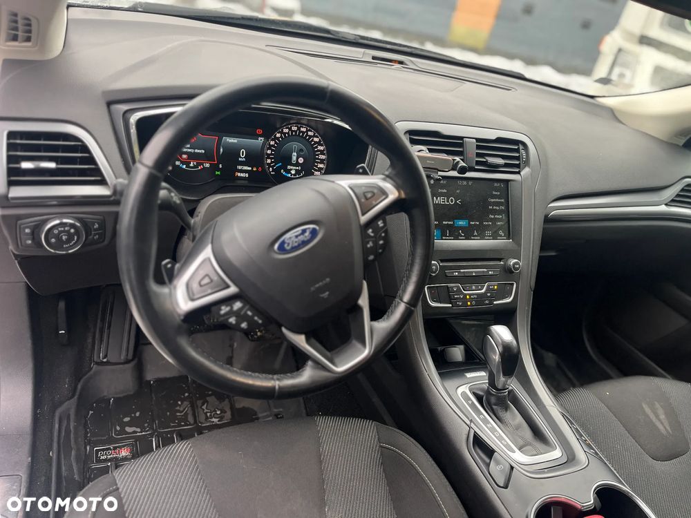 Ford Mondeo 2.0 TDCi Titanium PowerShift - 6