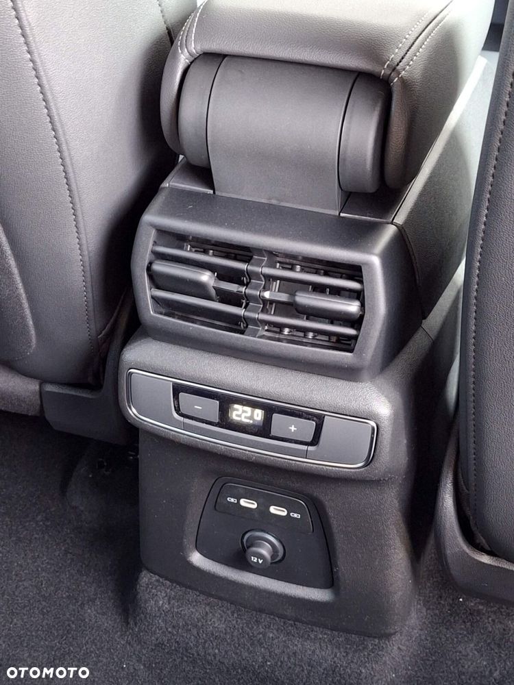 Audi Q4 e-tron - 25