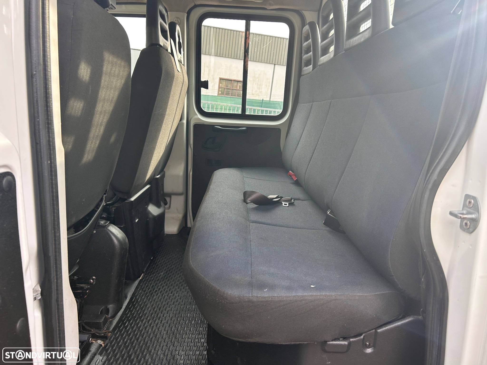 Iveco Daily 2.3 cab Dupla - 9