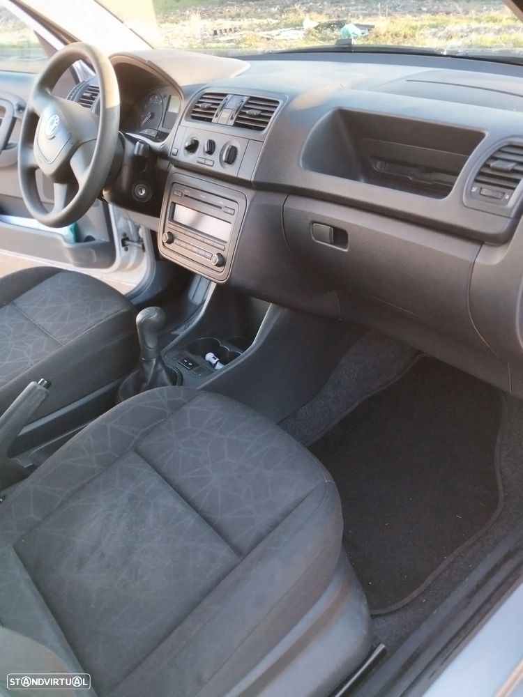 Skoda Fabia 1.2 Family - 10