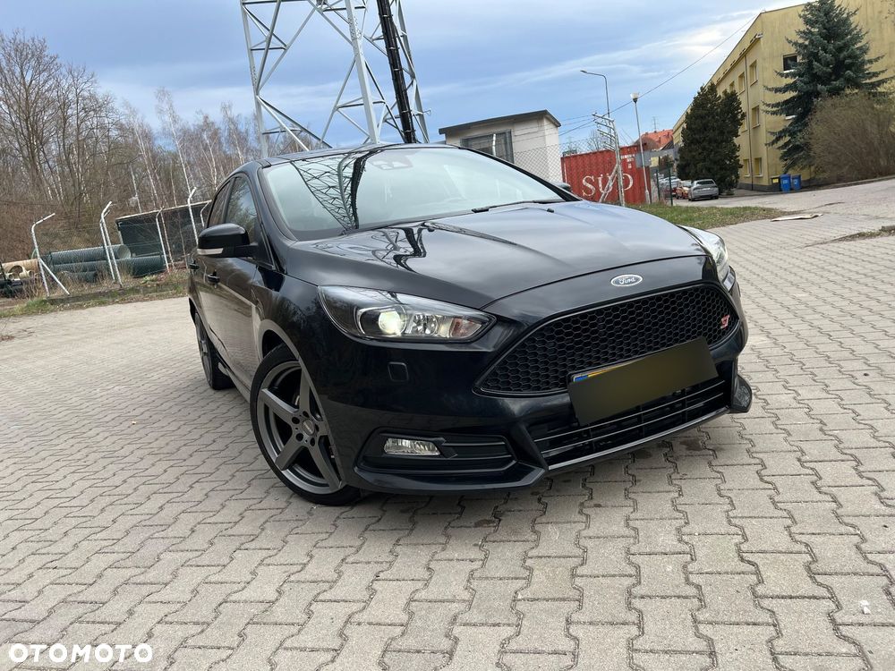 Ford Focus 2.0 TDCi ST-2 PowerShift - 39