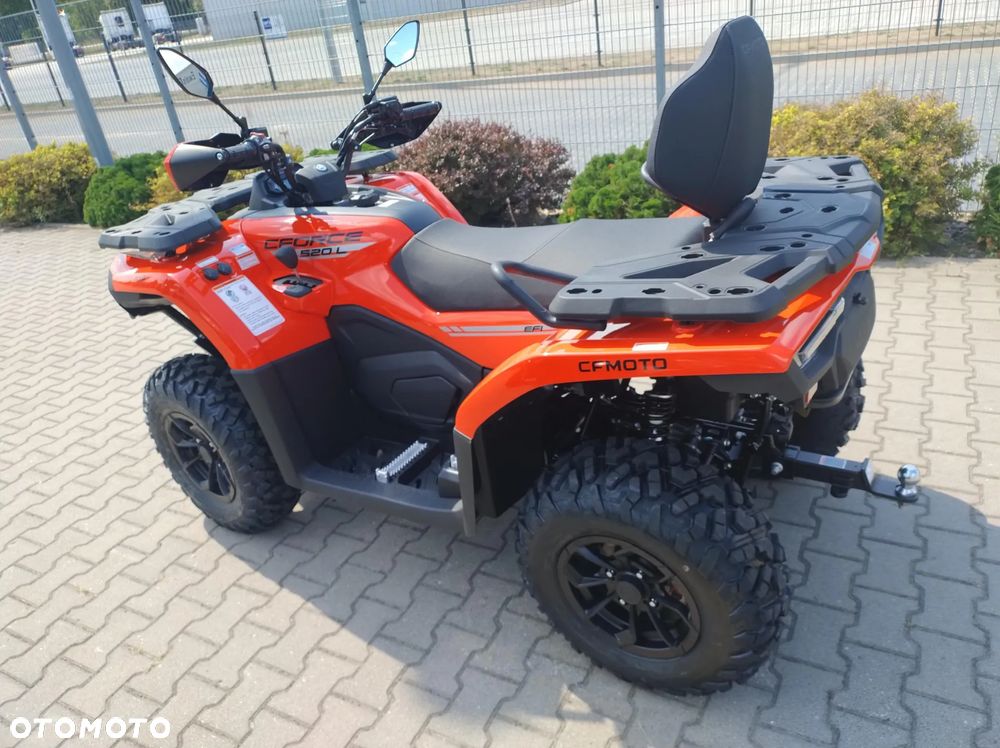CFMoto CForce - 8