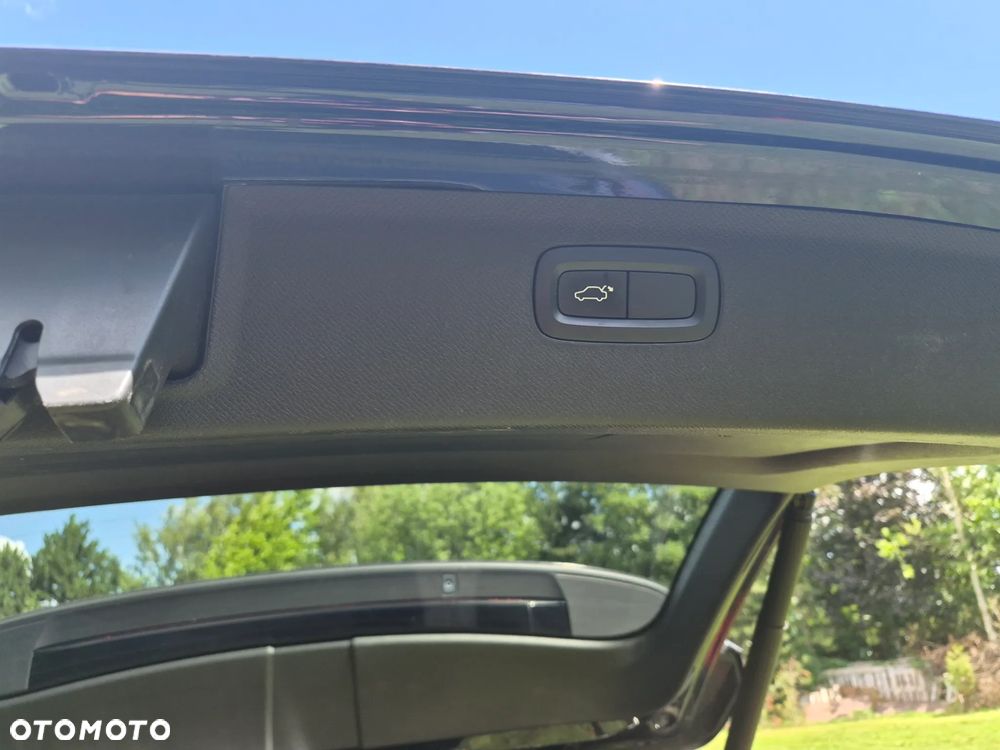 Volvo XC 90 D5 AWD Momentum - 9