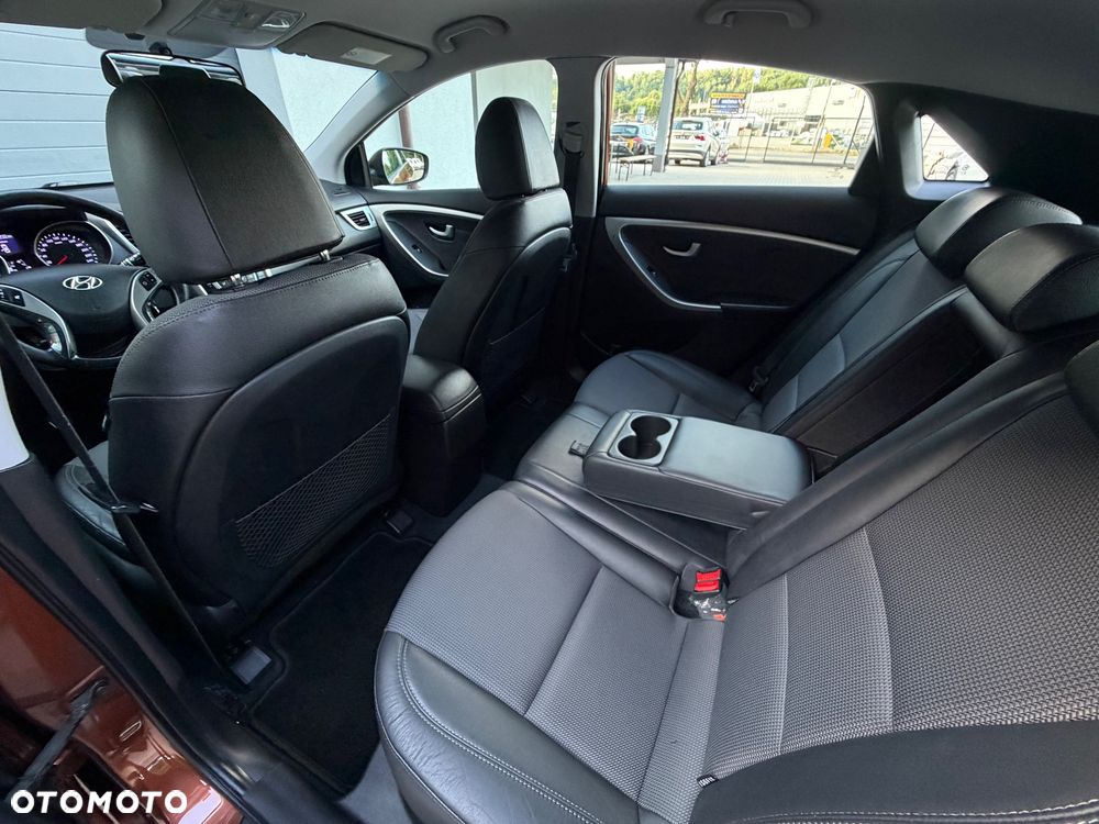 Hyundai i30 1.4 Premium - 14