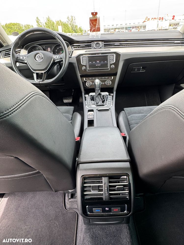 Volkswagen Passat 2.0 TDI DSG 4Motion Highline - 5