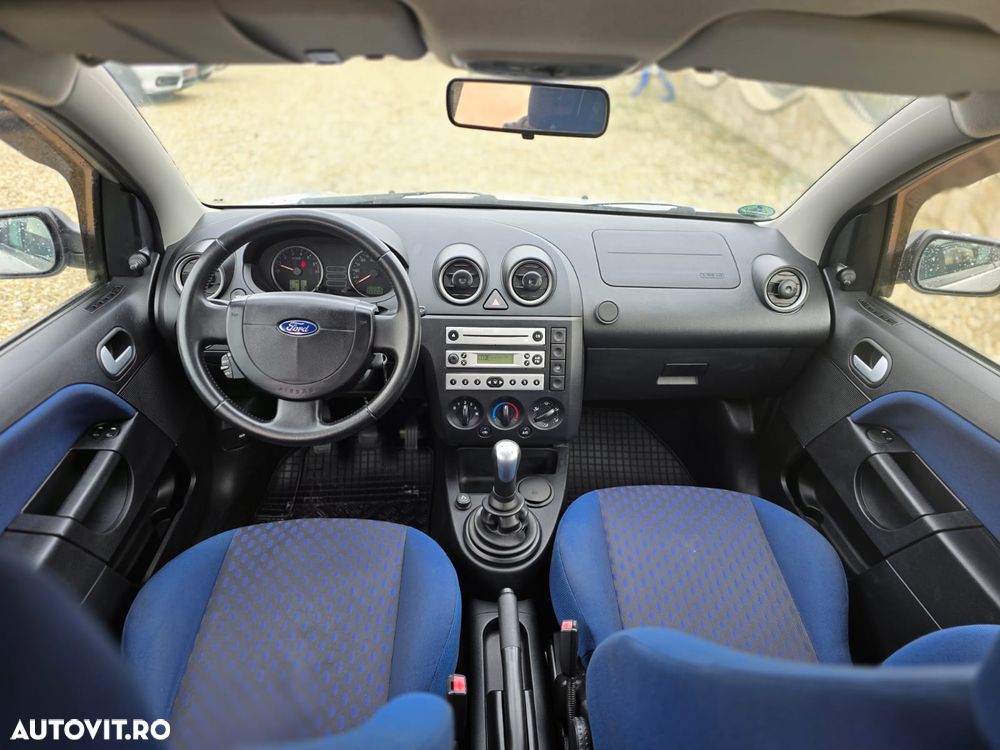 Ford Fiesta 1.4 Futura - 7