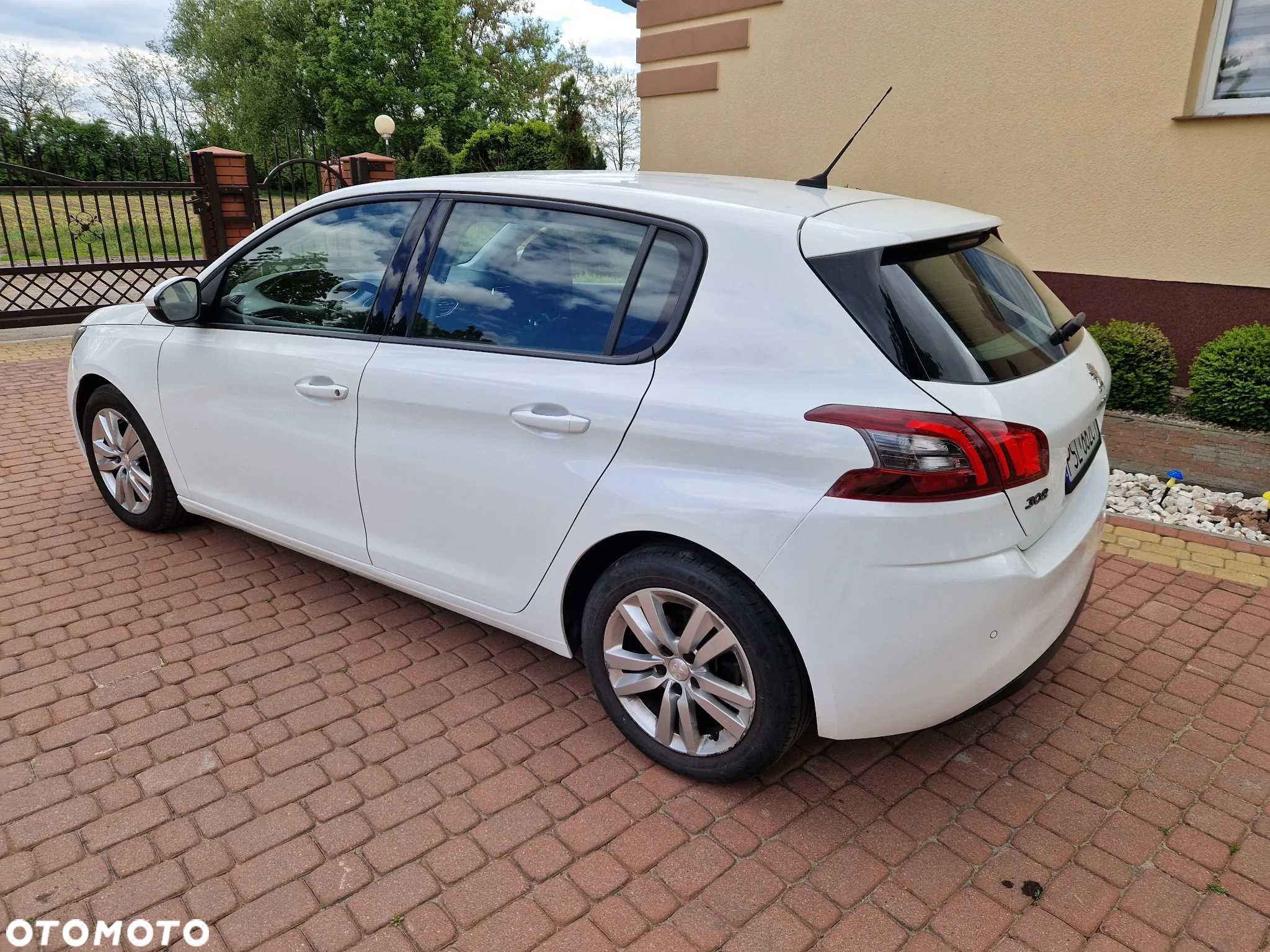 Peugeot 308 1.5 BlueHDi Style S&S EAT8 - 6