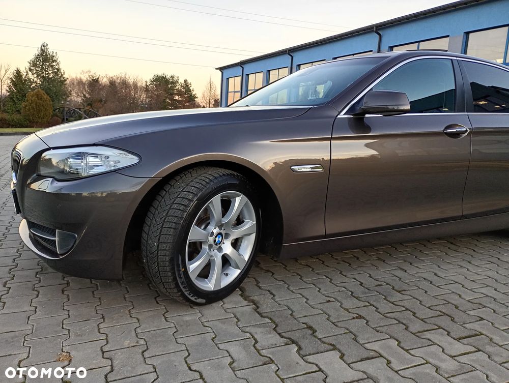 BMW Seria 5 520d - 1