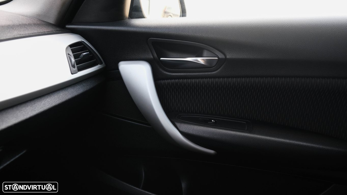 BMW 118 - 25