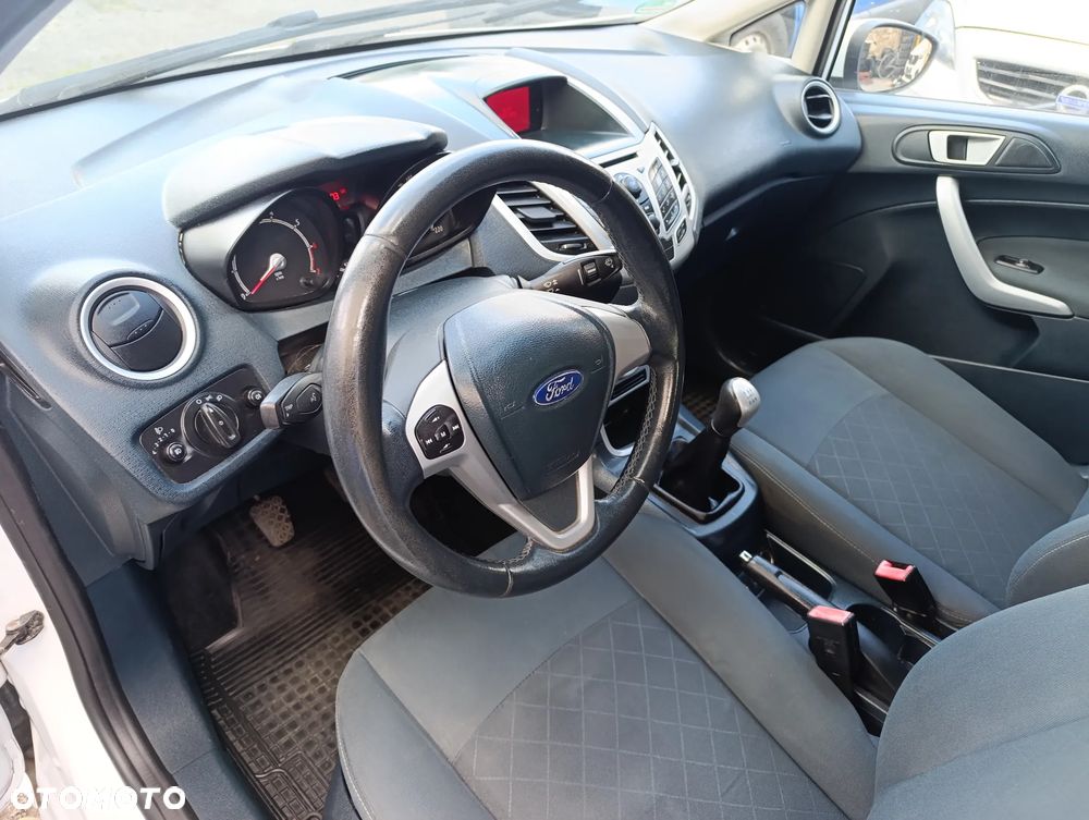 Ford Fiesta 1.25 Viva - 12