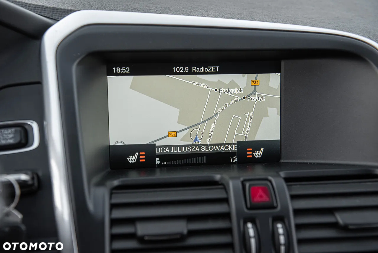 Volvo XC 60 D4 Momentum - 26
