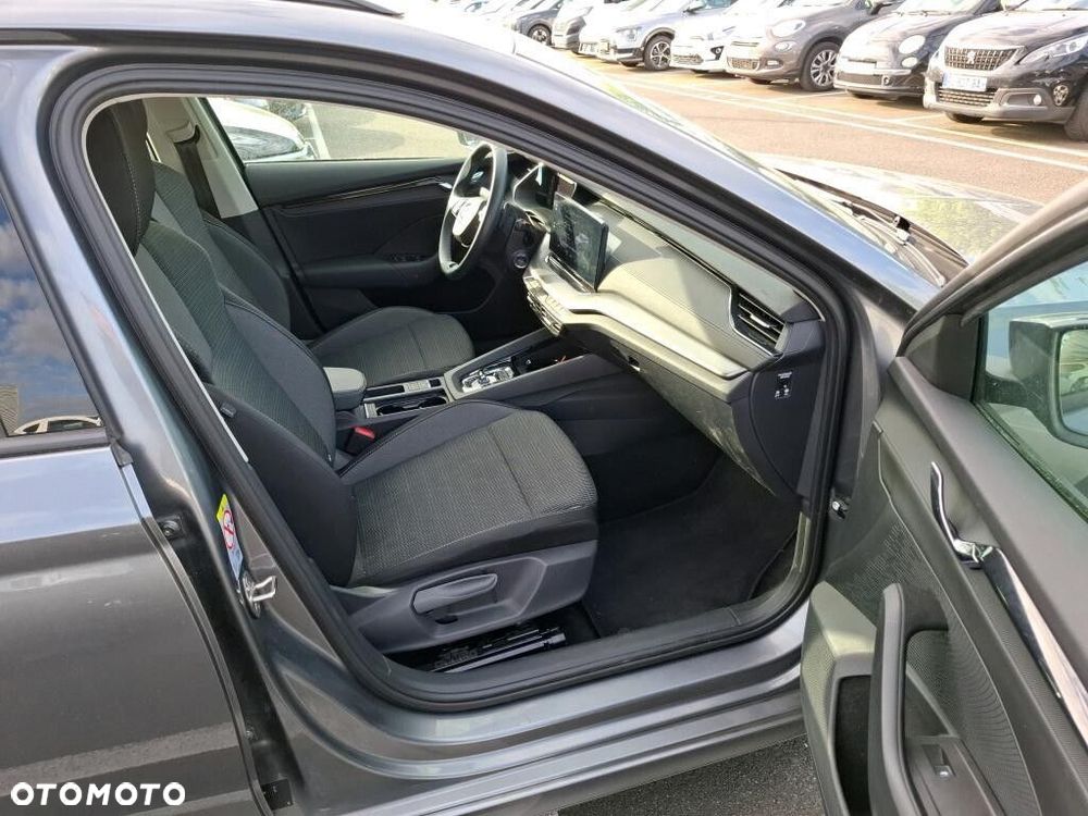 Skoda Octavia 2.0 TDI Ambition DSG - 3