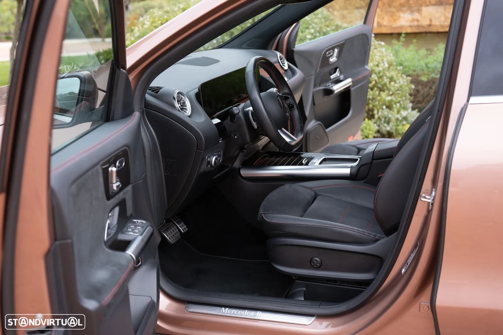 Mercedes-Benz GLA 250 e AMG Line - 35