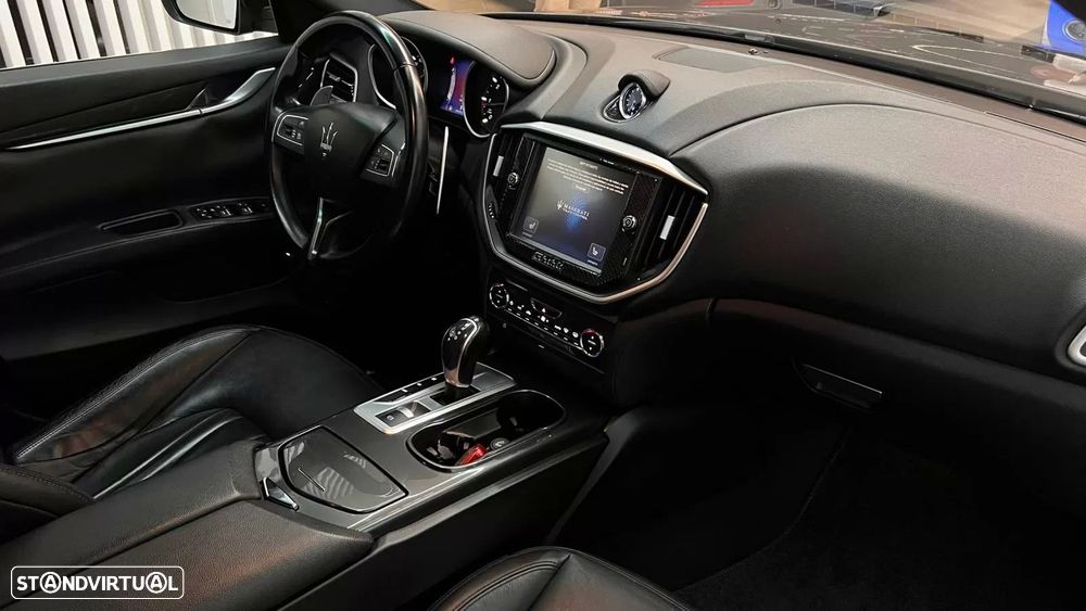 Maserati Ghibli 3.0 V6 - 21