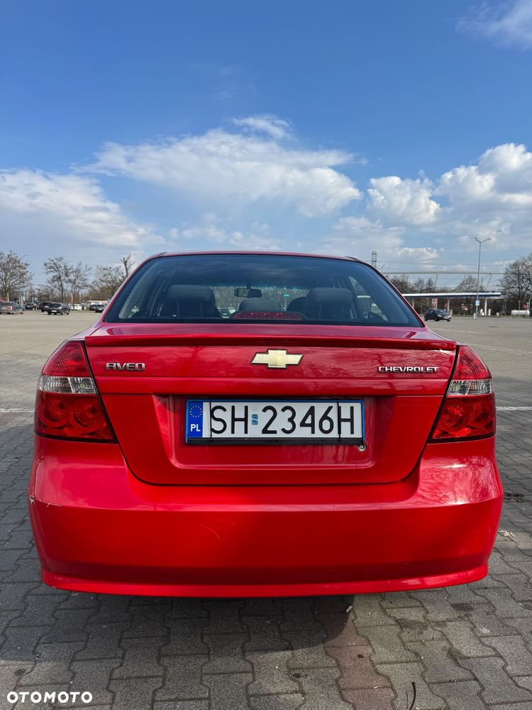 Chevrolet Aveo - 2