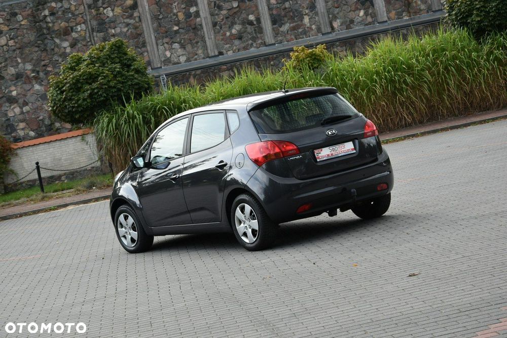 Kia Venga - 5