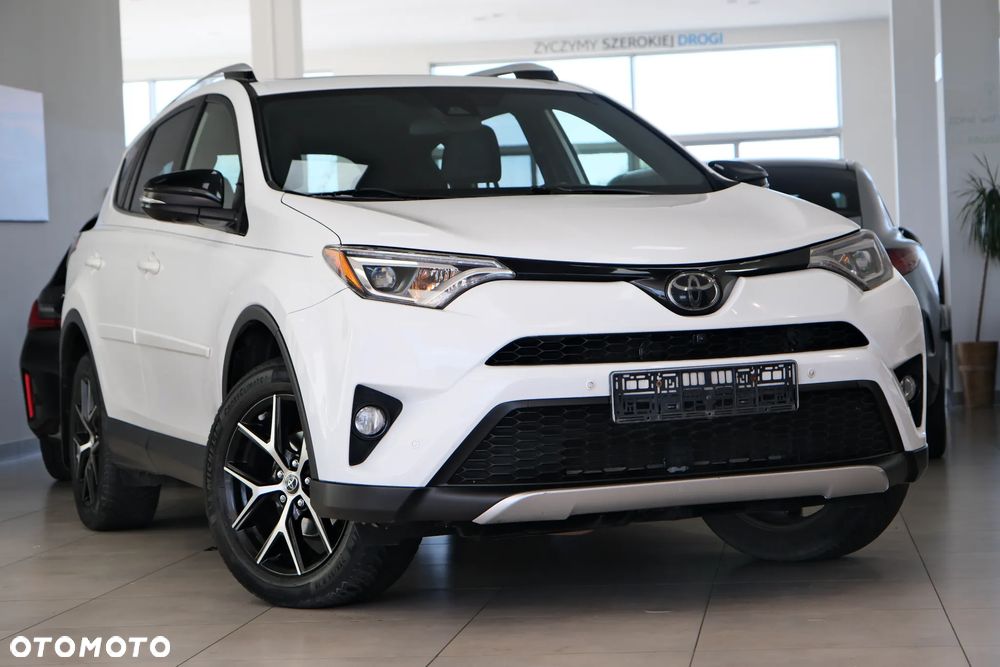Toyota RAV4 - 1