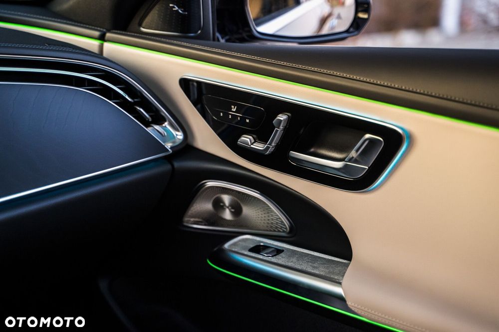 Mercedes-Benz Klasa E - 20