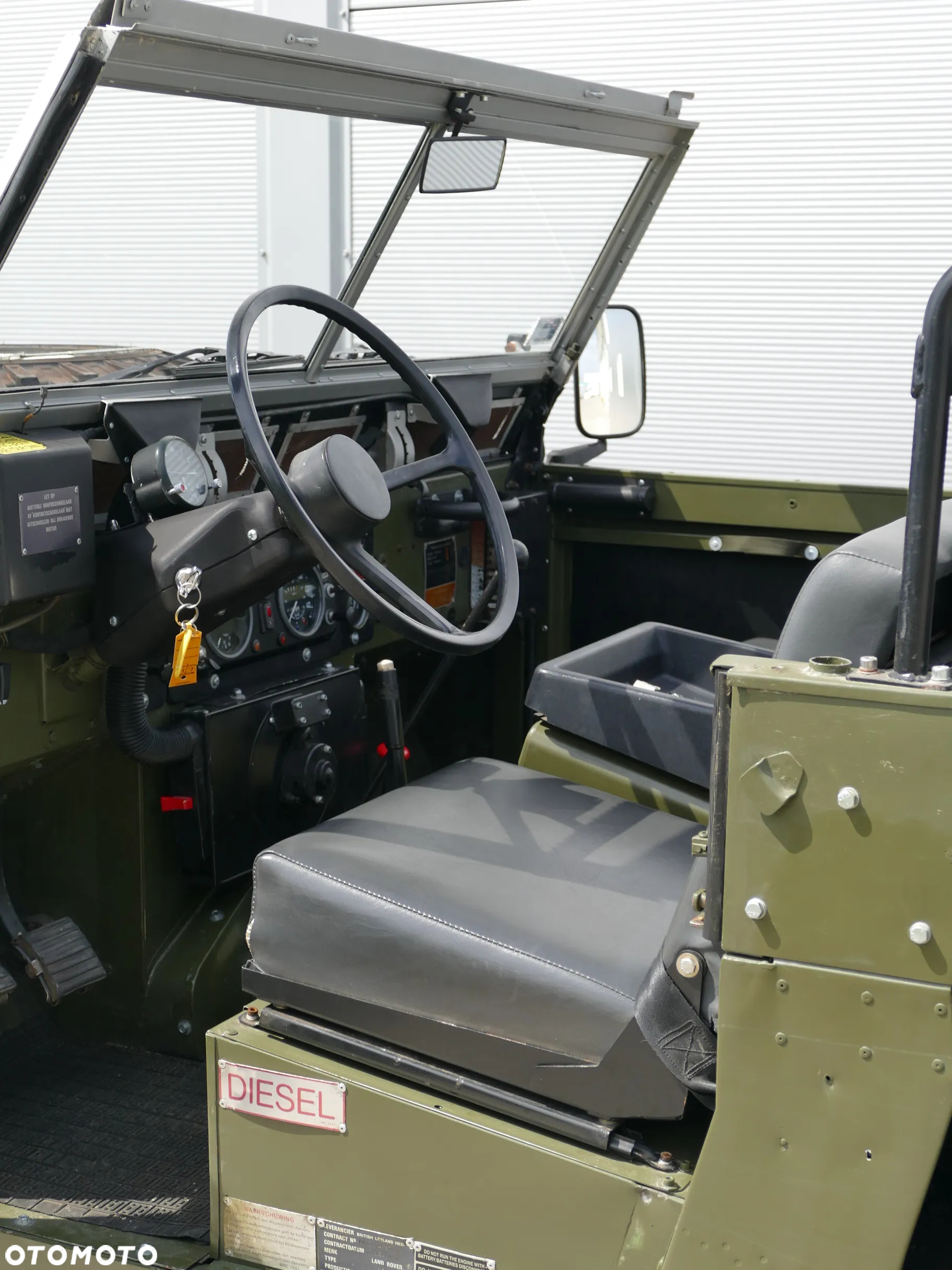 Land Rover Inny - 28