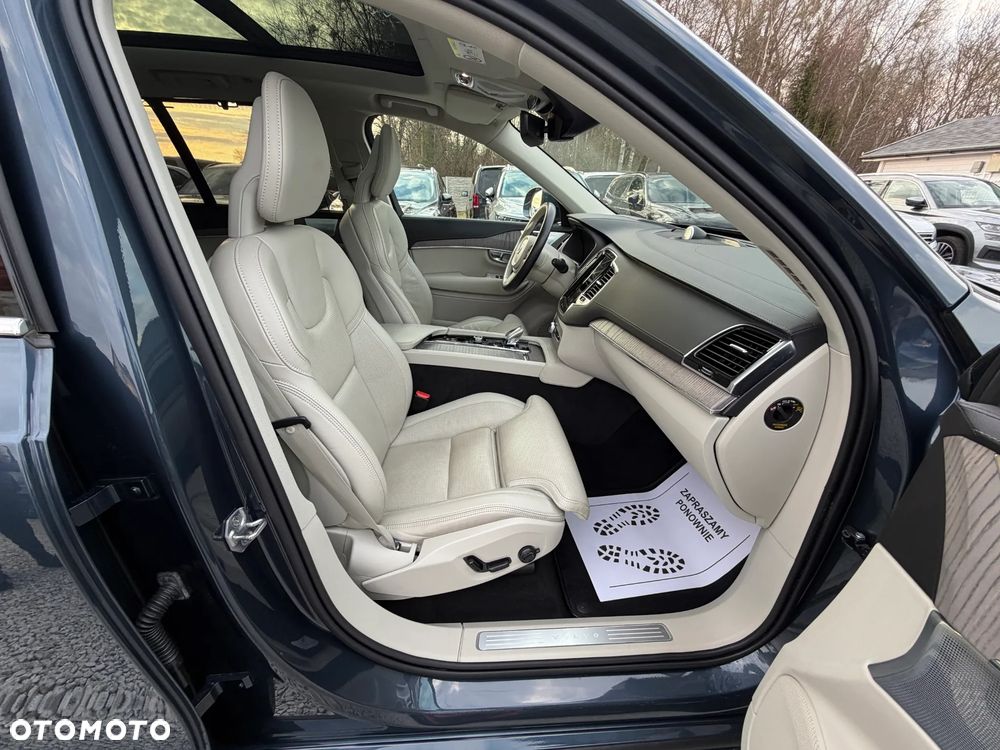 Volvo XC 90 B5 D AWD Geartronic Inscription - 38