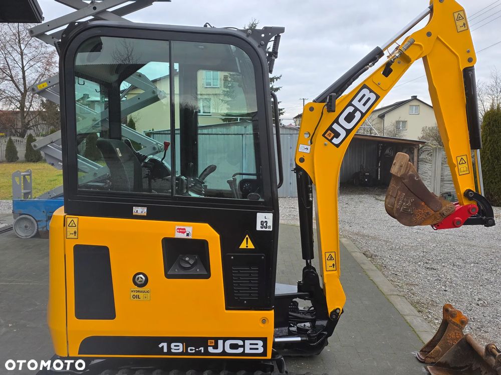 JCB JCB JCB JCB 19 C -1 ful opcja najbogatsza jak nowa mini koparka sprowadzona 8020 1 wł 8018 okazja 16 - 35