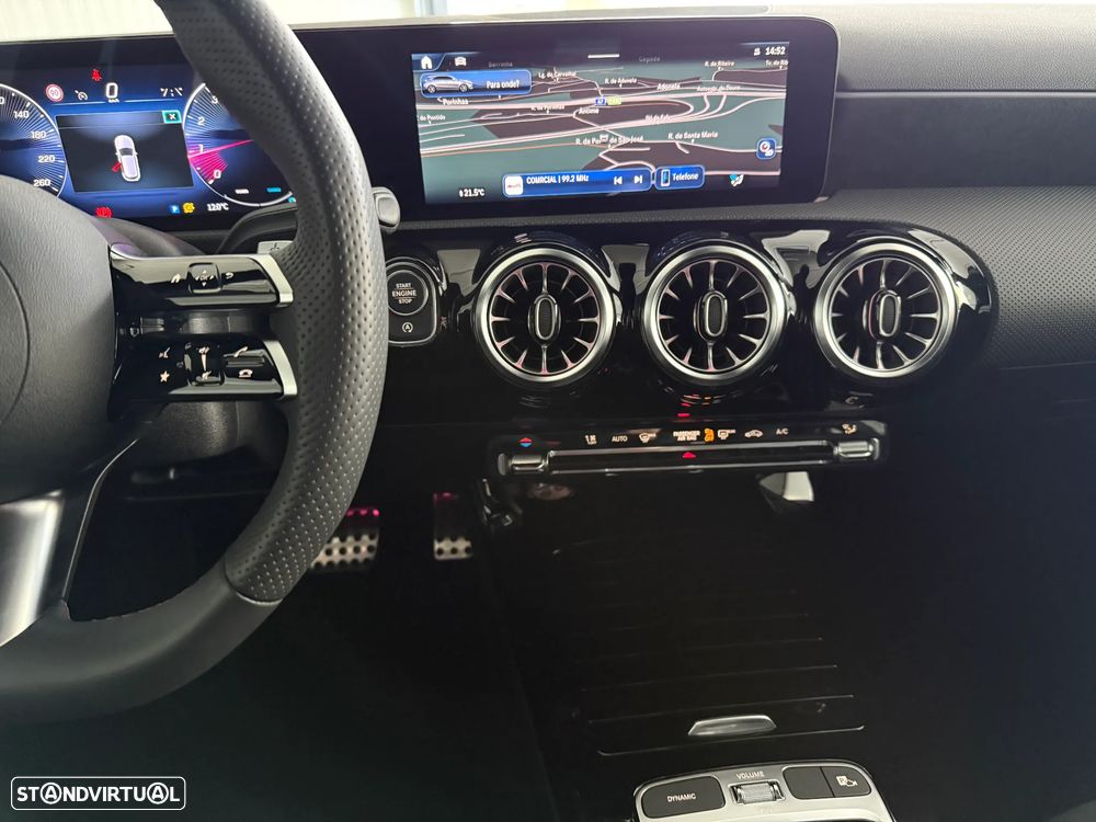 Mercedes-Benz A 180 7G-DCT AMG Line - 33