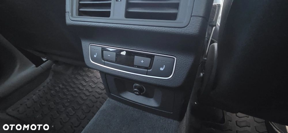 Audi Q5 ver-e--hybrid-270-kw-quattro-s-tronic - 30