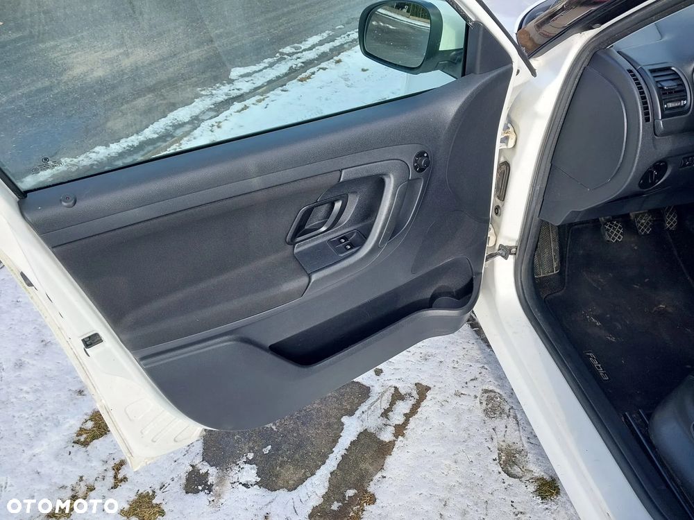 Skoda Fabia 1.2 TSI Active Plus - 20