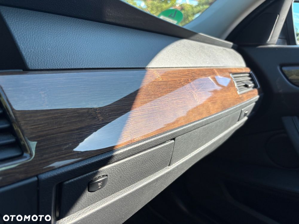 BMW Seria 5 530d Edition Exclusive - 37