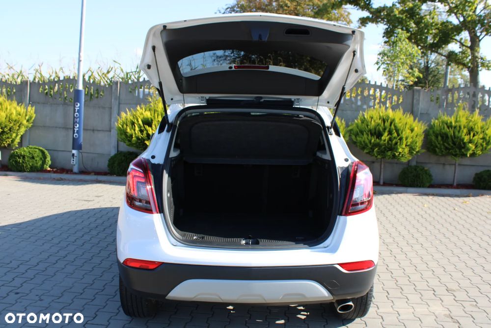 Buick Encore - 32