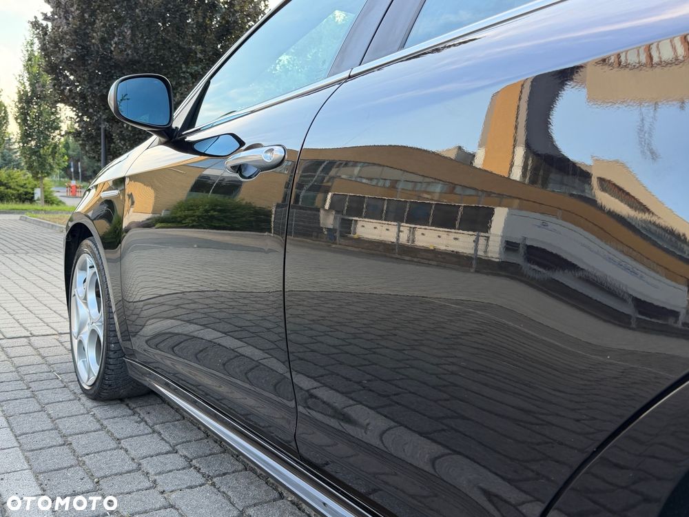 Alfa Romeo Giulietta 1.4 TB MultiAir Distinctive - 31