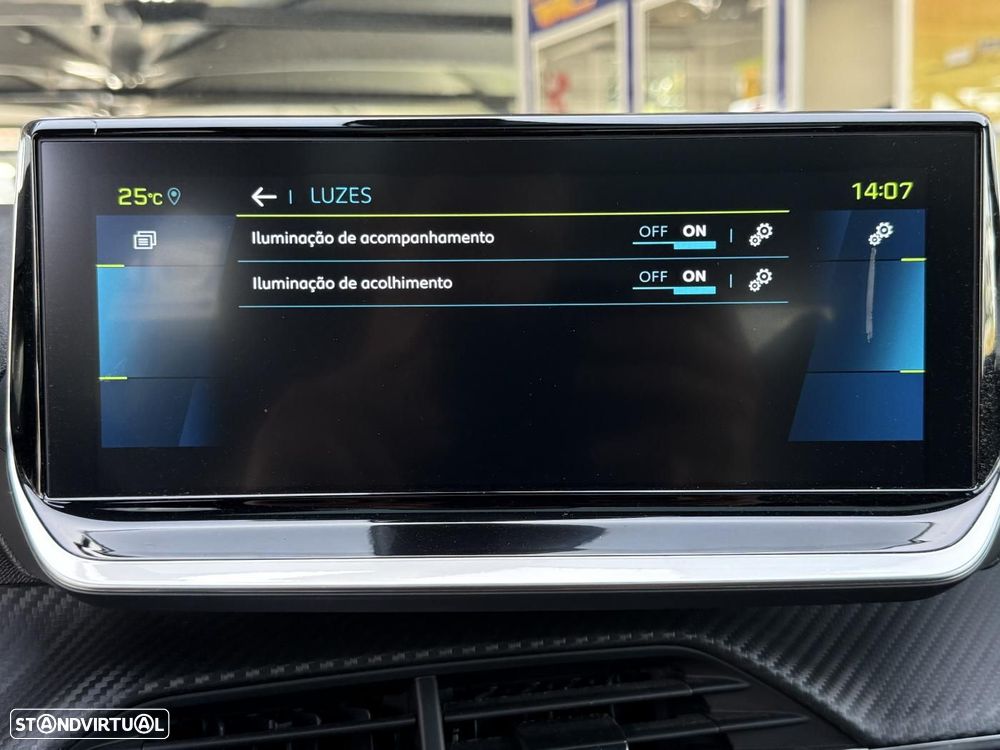 Peugeot e-208 GT - 34