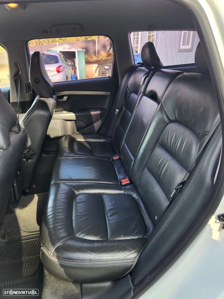 Volvo XC 70 2.4 D Summum Geartronic - 13