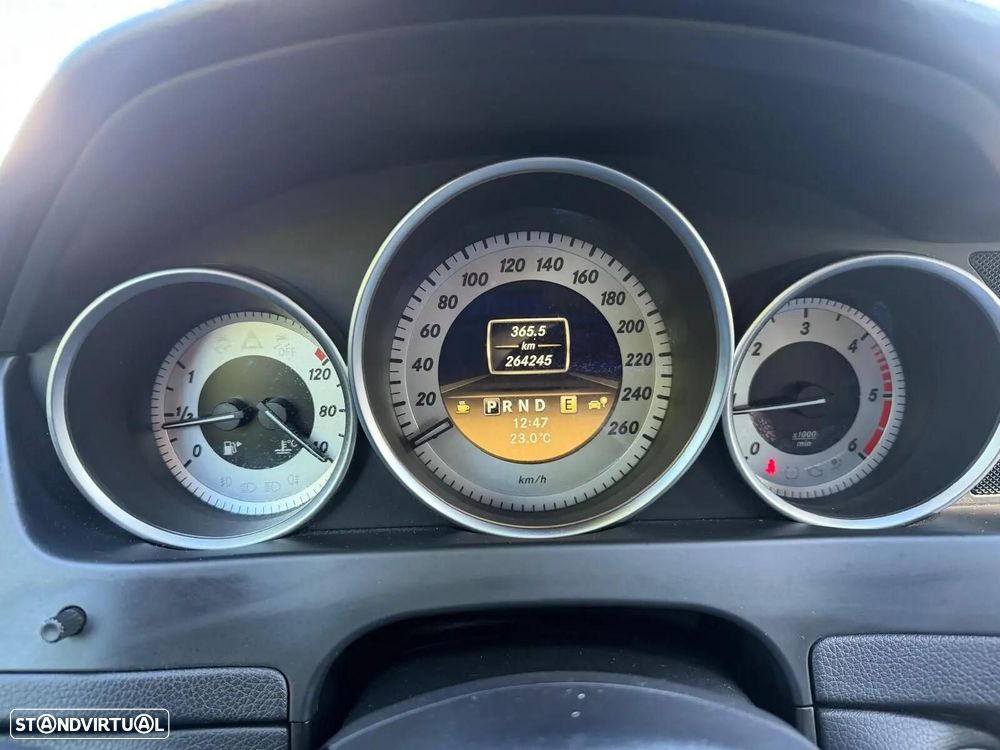 Mercedes-Benz C 250 (BlueTEC) d 4Matic Station 7G-TRONIC Avantgarde - 32