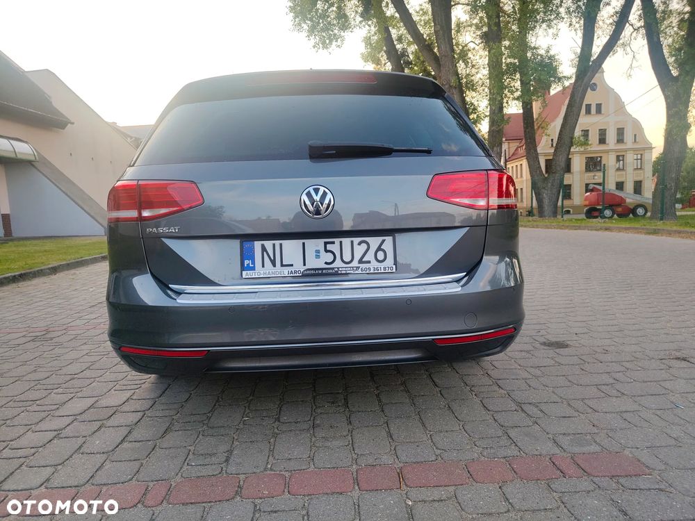 Volkswagen Passat 2.0 TDI (BlueMotion Technology) Comfortline - 22