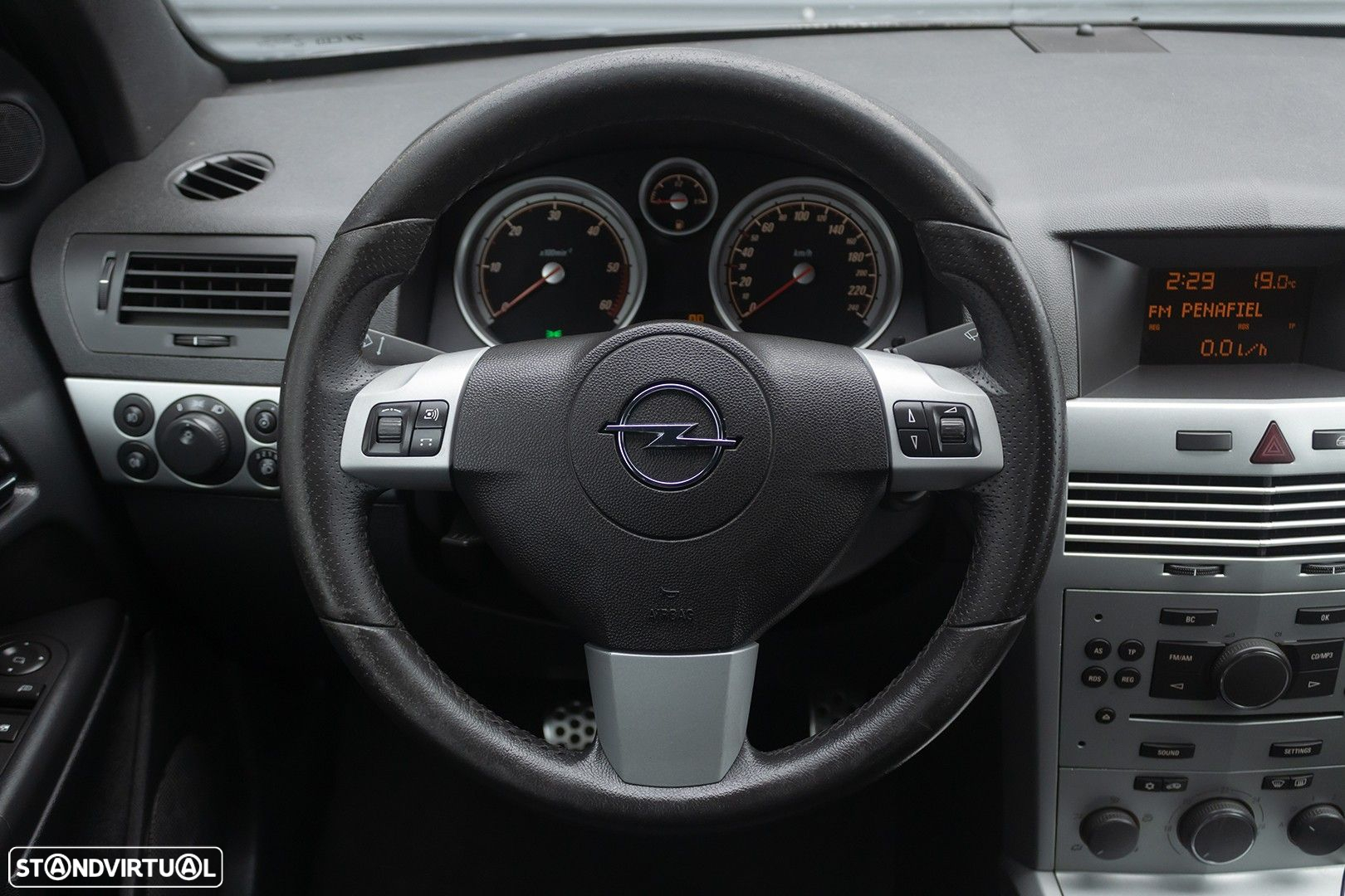 Opel Astra GTC 1.3 CDTi - 14