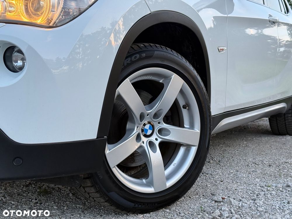 BMW X1 sDrive20d - 11