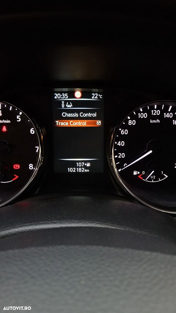 Nissan Qashqai 1.6 DIG-T TEKNA+ - 26