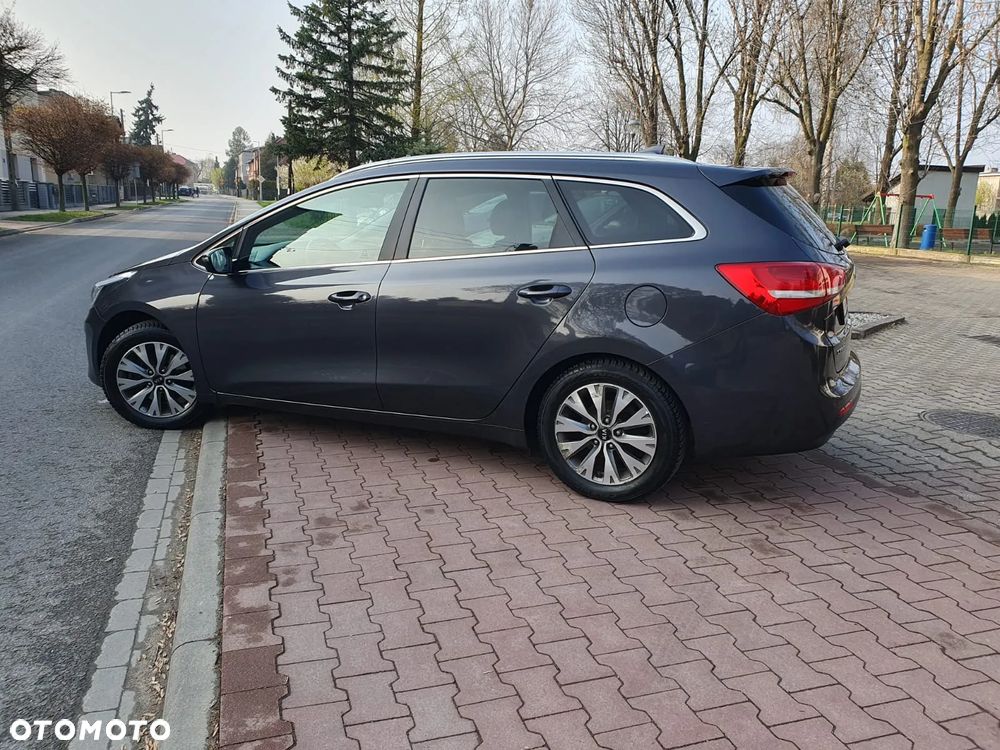 Kia Ceed 1.6 GDI Spirit - 35