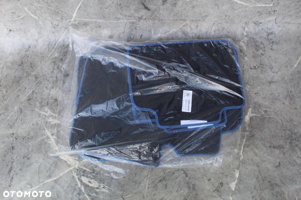 DYWANIKI WELUROWE BMW X2 F39 8072563 NOWE - 1