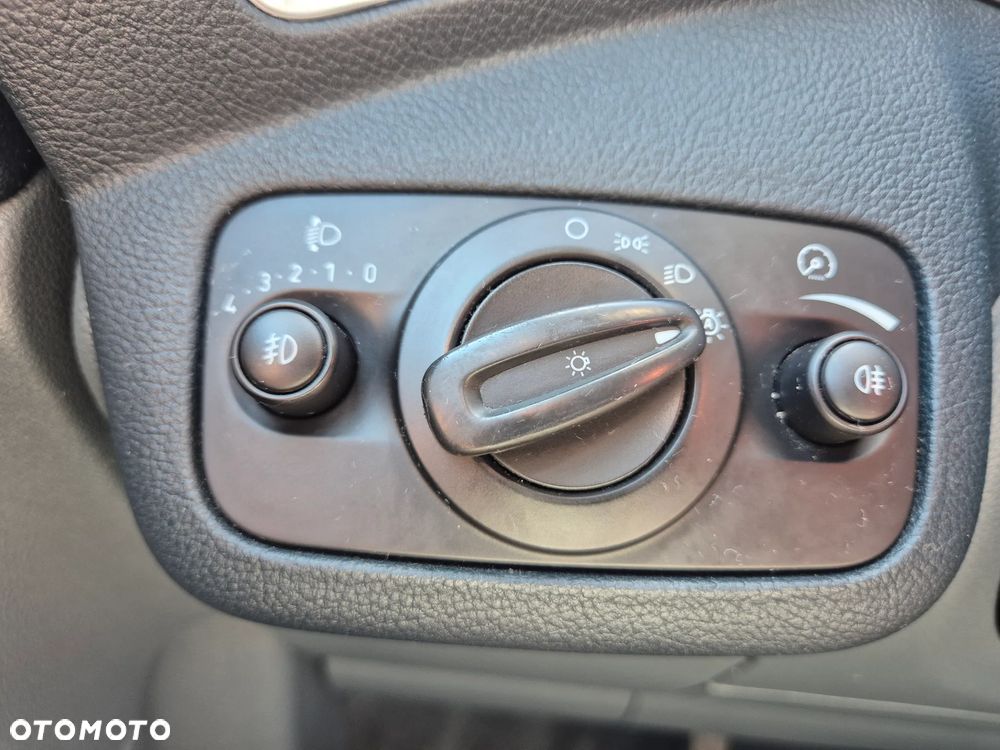 Ford Grand C-MAX 1.6 EcoBoost Titanium - 21