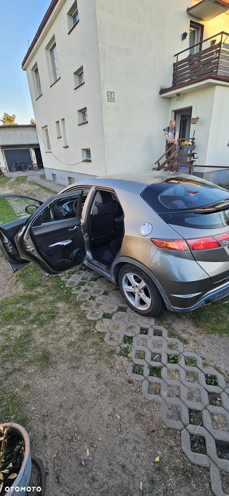 Honda Civic 1.4 Comfort - 2