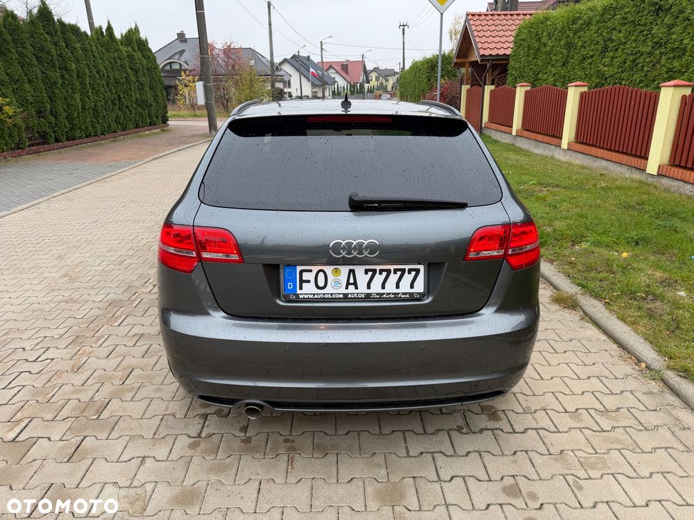 Audi A3 Sportback 2.0 TDI DPF S line Sportpaket - 16